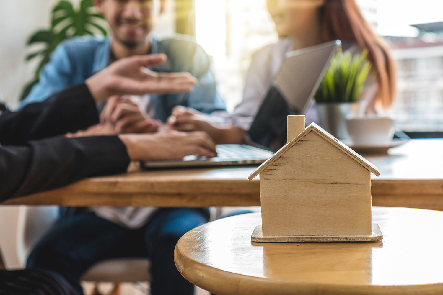 How to Select the Right Buyer’s Agent The Cyr Team at Real Real Estate