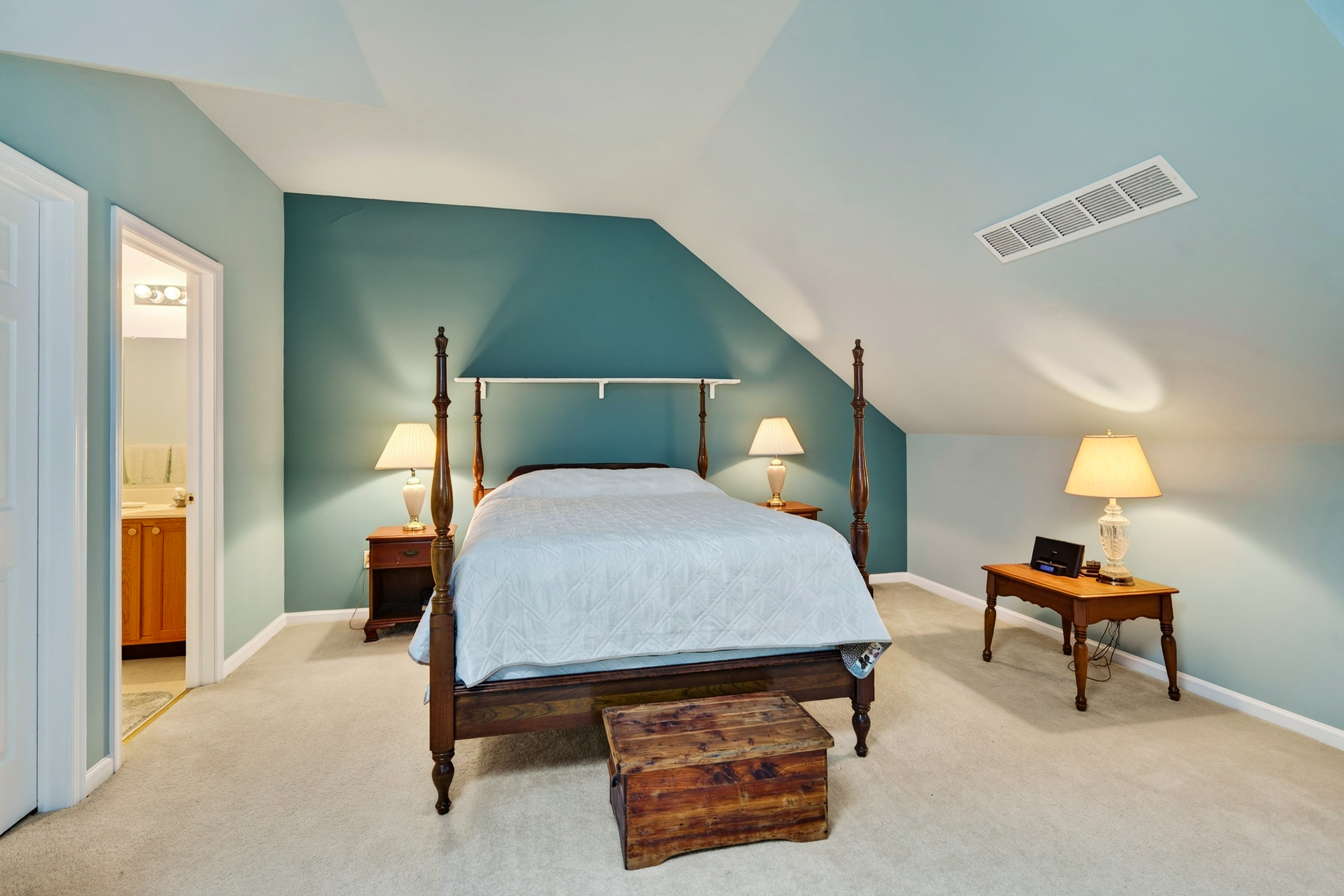 Skylit upstairs loft
